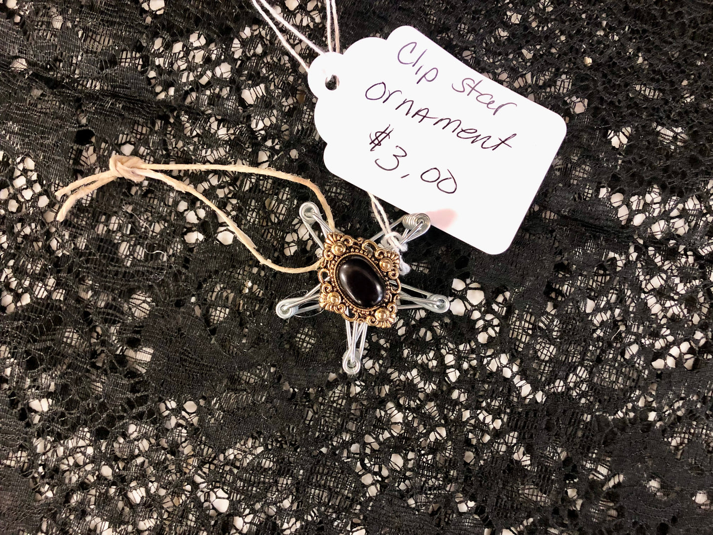 Clip Star Ornament with Black Oval Center