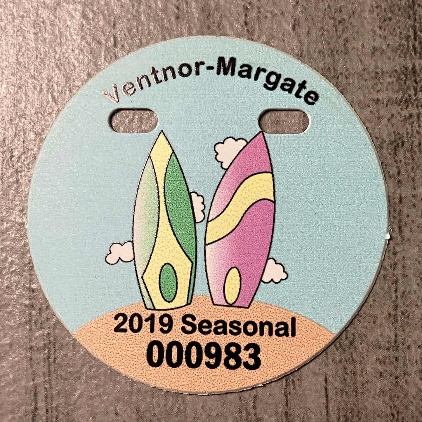 RETRO Ventnor 2019 Seasonal Beach Badge