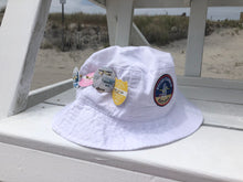 Load image into Gallery viewer, Retro Beach Tags/Badges Bucket Hats
